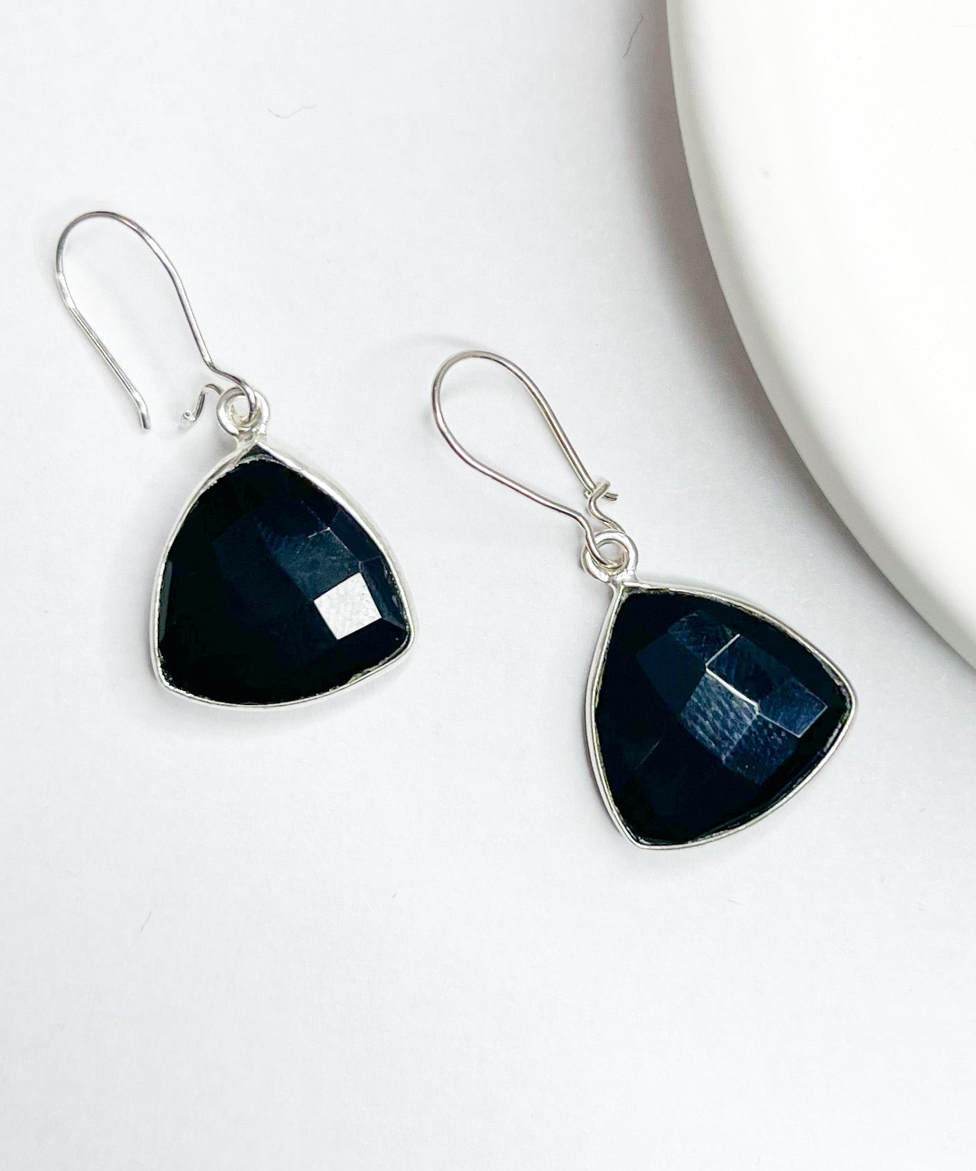 Load image into Gallery viewer, Black Onyx Dangles Earring - Solid Sterling Silver
