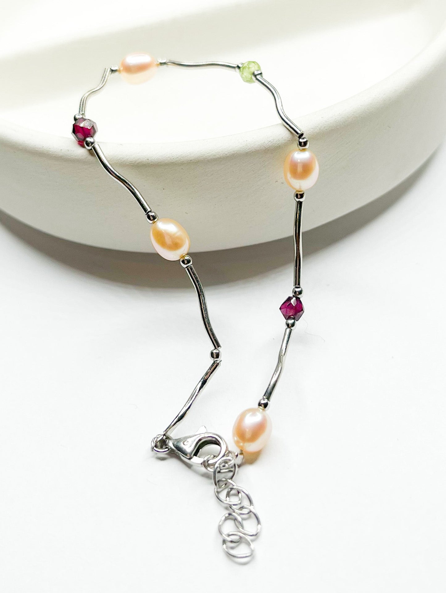 Pearl, Garnet & Peridot Bracelet - 7 in - SSS